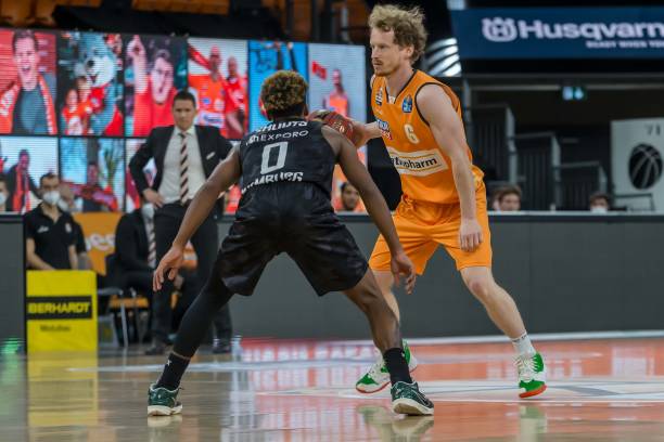 即是这些努 即是这些努