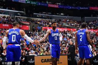 的进攻组织 的进攻组织